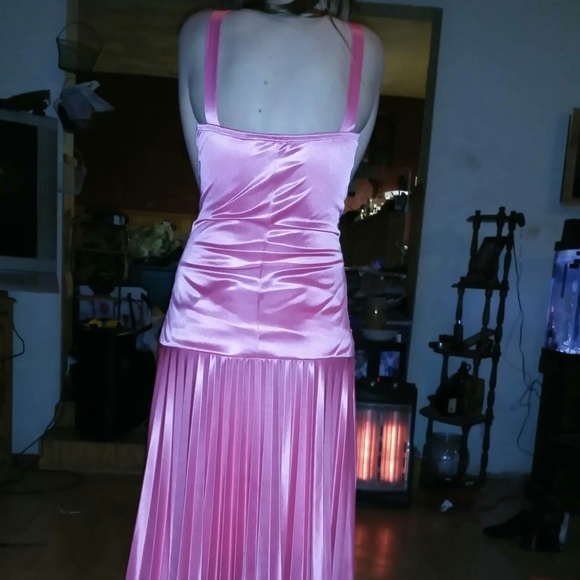 PROM DRESS - Picture 2 of 2